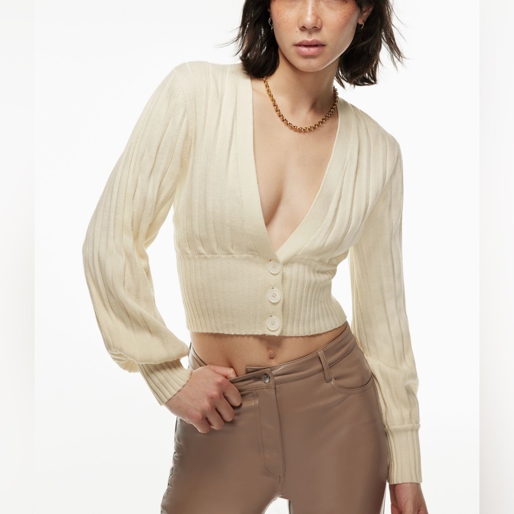 Aritzia Wilfred Plunge Front Cardigan Birch/Cream Size Small